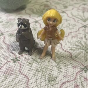 kinder joy Figurines